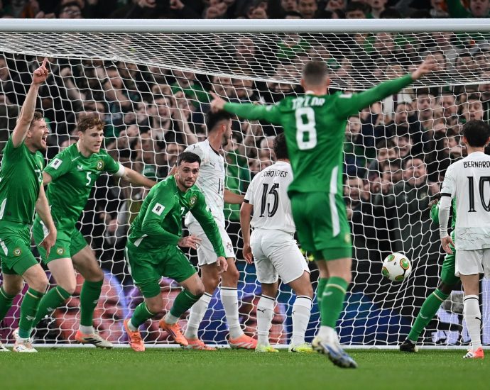 ronaldo-sent-off-as-ireland-stun-portugal-to-keep-world-cup-hopes-alive