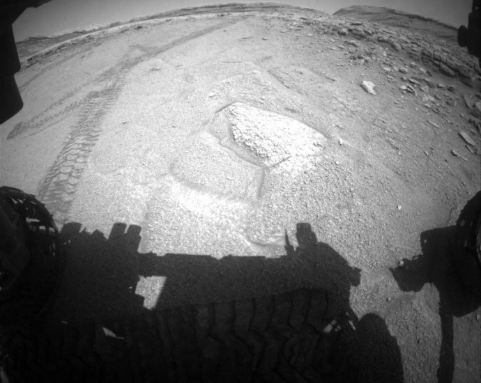 curiosity-blog,-sols-4689-4694:-drill-in-the-boxwork-unit-is-go!