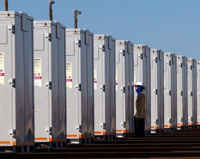 newsom-touts-california’s-record-battery-energy-gains-at-un.-climate-conference