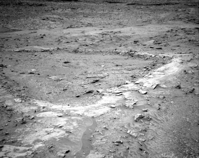 curiosity-blog,-sols-4675-4681:-deciding-where-to-dig-into-the-boxworks