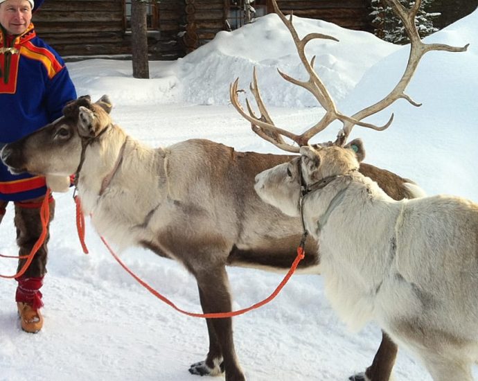 first-snowfall-brings-excitement-to-santa-claus-village-in-lapland