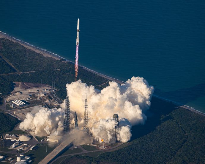 nasa,-blue-origin-launch-two-spacecraft-to-study-mars,-solar-wind