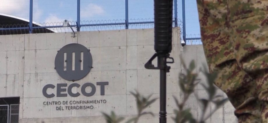 “you-have-arrived-in-hell”:-venezuelans-sent-by-us.-to-el-salvador-faced-torture,-sexual-abuse