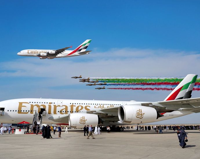 airbus-vs.-boeing:-what-to-expect-at-the-dubai-airshow