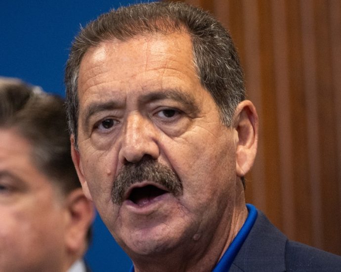 Rep. Chuy Garcia’s ploy to hand-pick successor sparks Democratic infighting