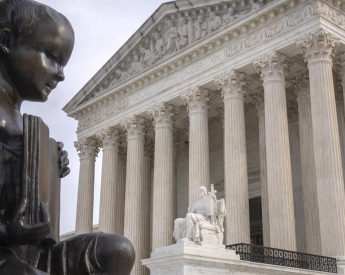 supreme-court-urged-to-block-california-laws-requiring-companies-to-disclose-climate-impacts