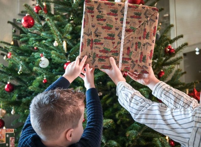 what-did-that-teddy-bear-say?-study-warns-parents-about-ai-toys