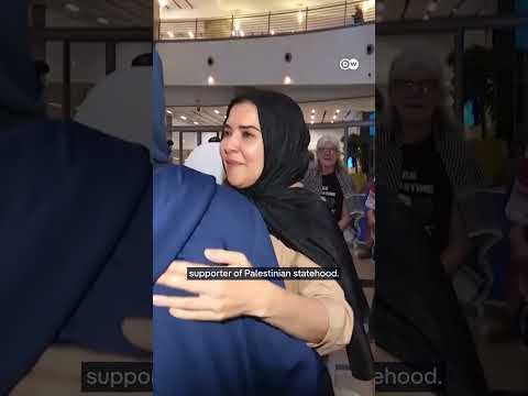 south-africa-grants-entry-to-over-150-palestinians-arriving-on-‘mystery’-plane-|-dw-news