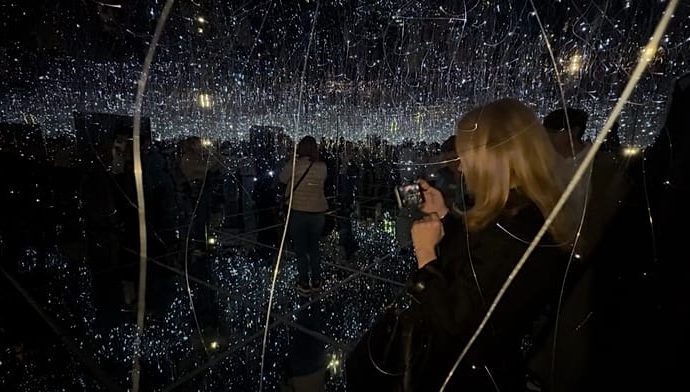 new-media-museum-opens,-showcasing-digital-art-through-immersive-technology