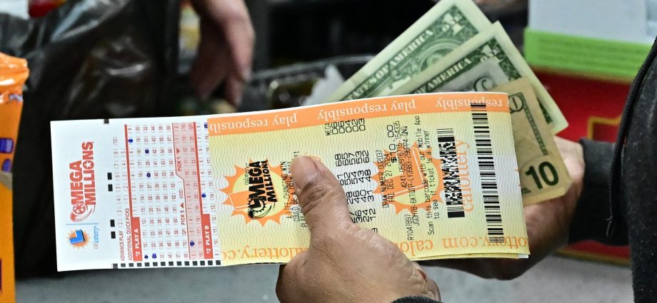 one-winner-of-nearly-$1-billion-mega-millions-jackpot