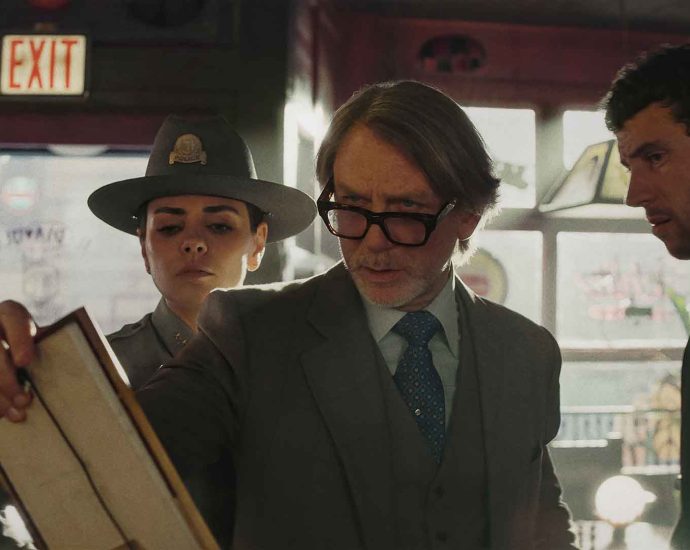 the-new-‘wake-up-dead-man’-trailer-introduces-a-murderous-cast-of-characters