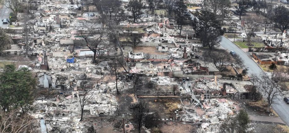 she-died-in-the-eaton-fire.-her-family-says-emergency-alert-software-was-to-blame