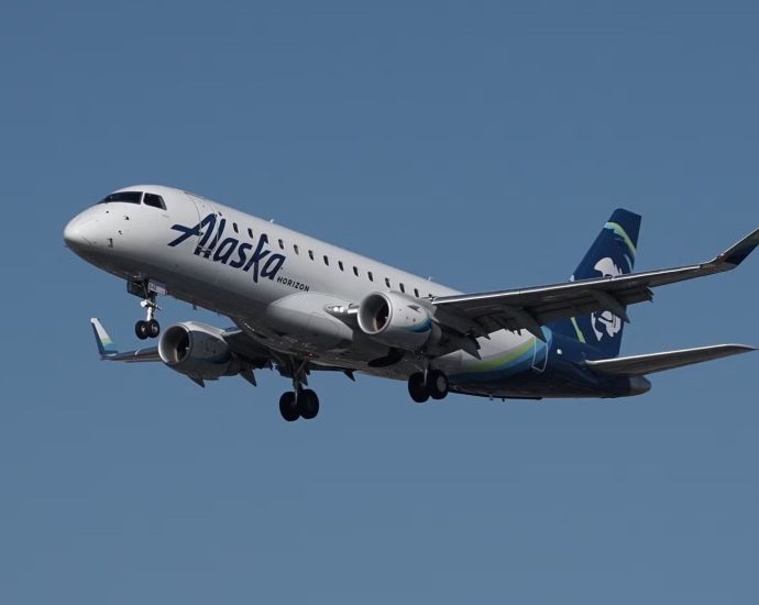 no-prison-time-for-off-duty-pilot-who-tried-to-shut-off-engines-mid-flight