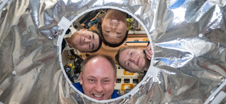 monday’s-research-studies-ways-to-protect-eyes-and-lungs-in-space