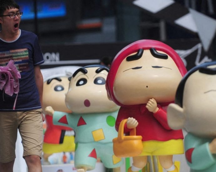 china-suspends-japanese-film-releases-amid-diplomatic-row-over-taiwan