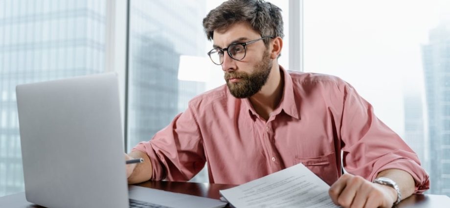 the-future-of-the-eurozone-economy:-inflation,-debt,-and-policy