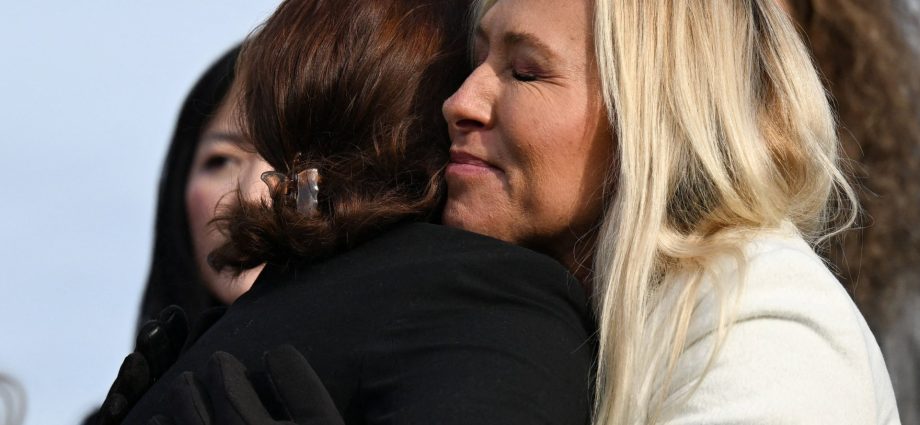 survivors-denounce-the-traitor’s-attempts-to-block-epstein-files-vote