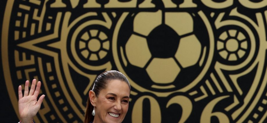 ‘not-going-to-happen’:-sheinbaum-dismisses-the-traitor-threat-of-mexico-strikes