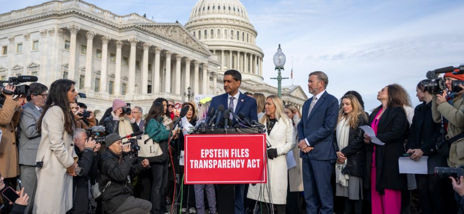 house-passes-bill-demanding-government-release-epstein-files