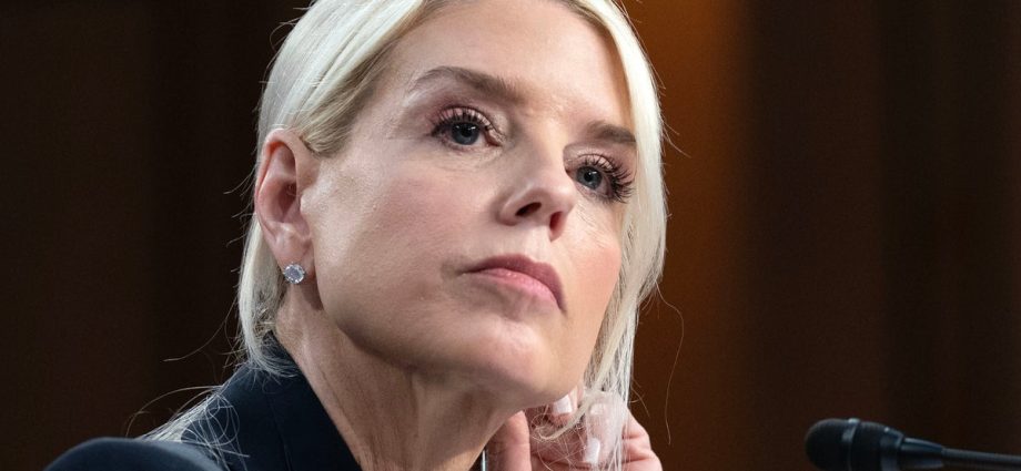 pam-bondi-tossed-out-a-‘define-a-fascist’-challenge-and-you-can-guess-how-that-ended