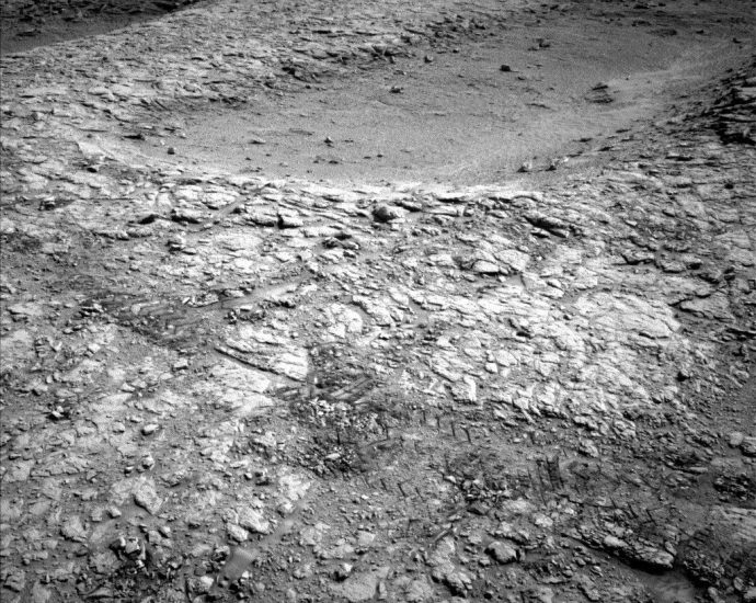 curiosity-blog,-sols-4709-4715:-drilling-high-and-low-in-the-boxwork-unit