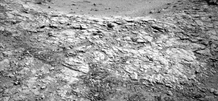 curiosity-blog,-sols-4709-4715:-drilling-high-and-low-in-the-boxwork-unit