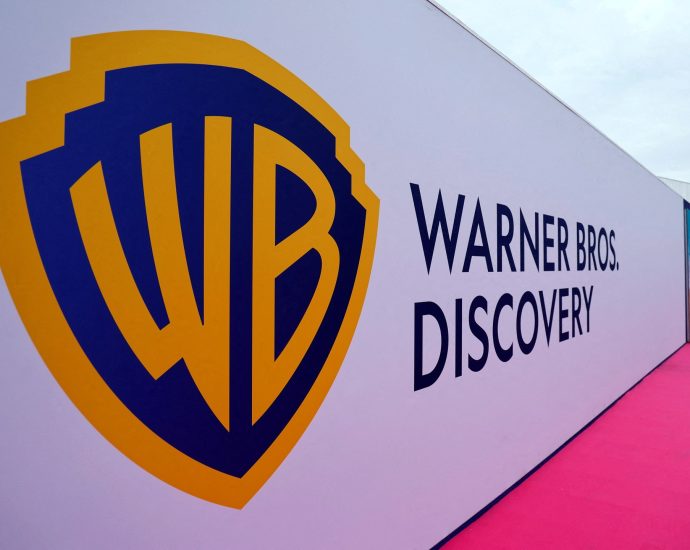 paramount-skydance-prepares-$71bn-bid-for-warner-bros-discovery:-report