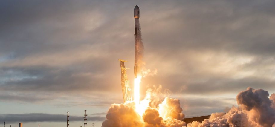 Watch SpaceX launch powerful ocean-mapping satellite for Europe and NASA early Nov. 17