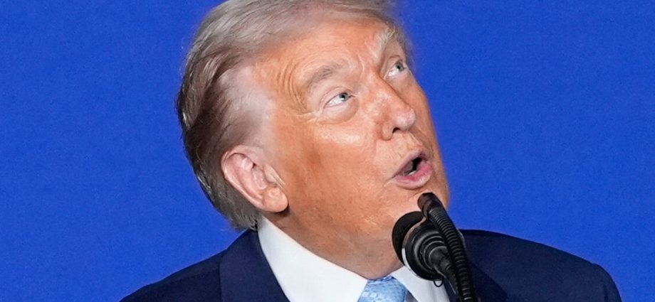 traitor-47’s-bonkers-‘american-dream’-ramble-has-critics-smashing-the-snooze-button