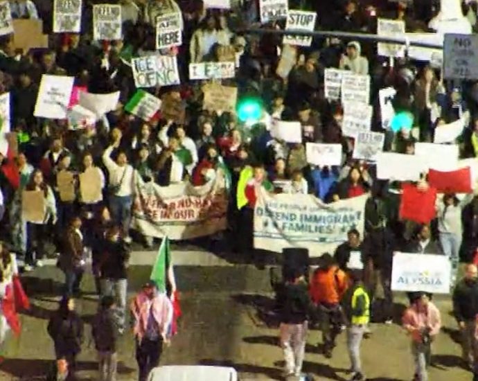 hundreds-rally-against-border-patrol-in-north-carolina