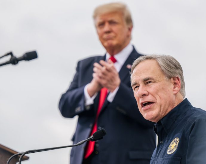 “clearly-erroneous”:-texas-appeals-midterm-redistricting-ruling-to-supreme-court