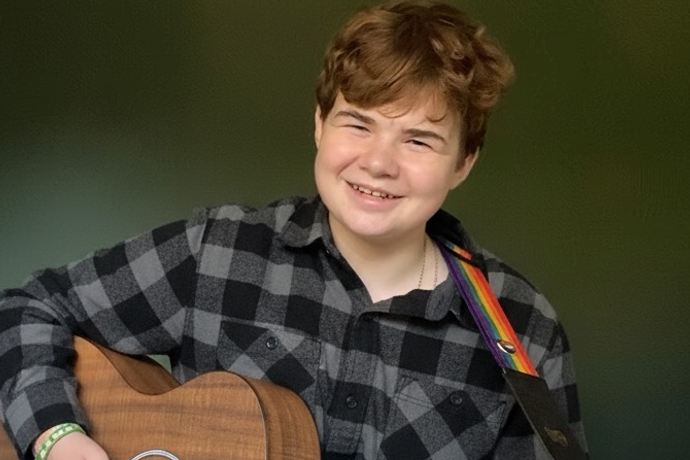 iowa-teens-protest-after-trans-student-miles-phipps-passes-by-suicide