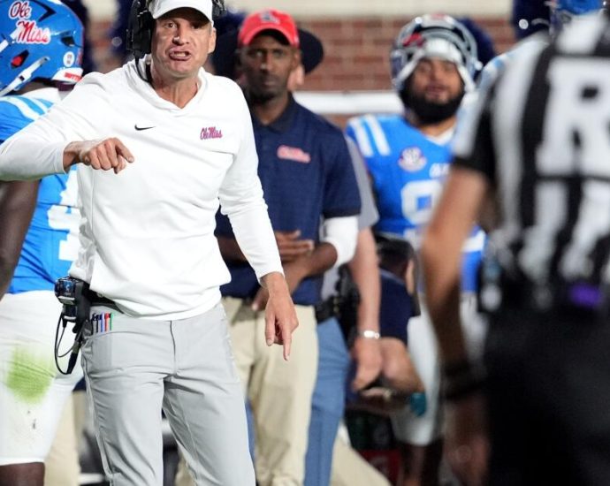 hot-coaching-commodity-lane-kiffin-has-a-tough-decision-12-years-after-usc-fired-him