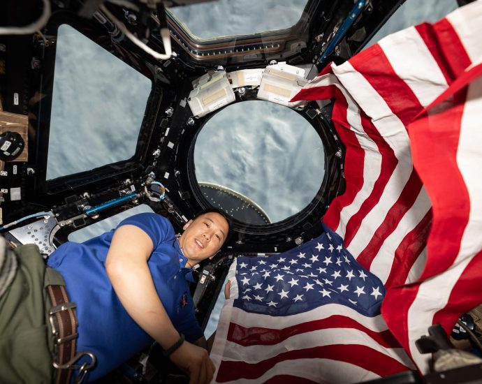 Celebrating 25 Years of Humanity in Space 