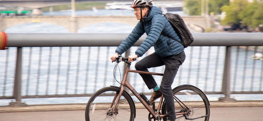 Dementia Risk Intertwined With Exercise at Two Life Stages