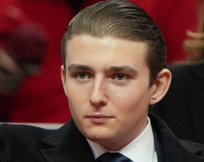 cristiano-ronaldo’s-white-house-moment-with-barron-the-traitor-leaves-traitor-47-bragging