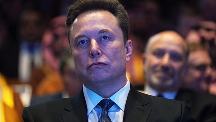 watch:-elon-musk-says-ai-will-lead-to-work-being-‘optional’-and-money-‘irrelevant’