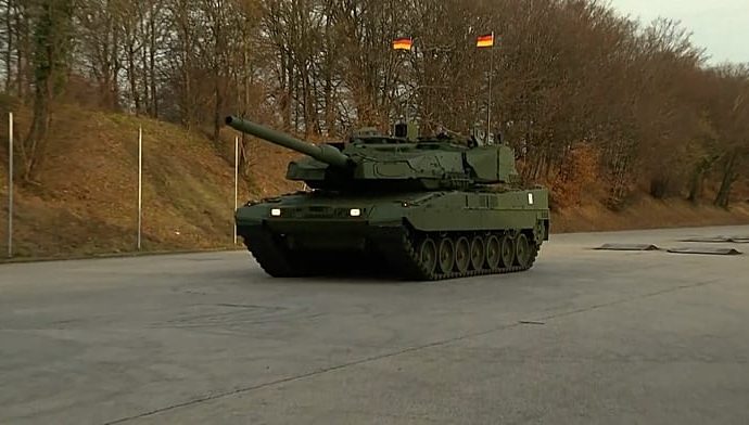 germany-presented-its-newly-developed-leopard-2a8-tank