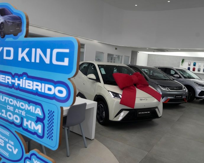 china’s-evs-dominate-the-world-—-why-not-in-the-us-and-canada?