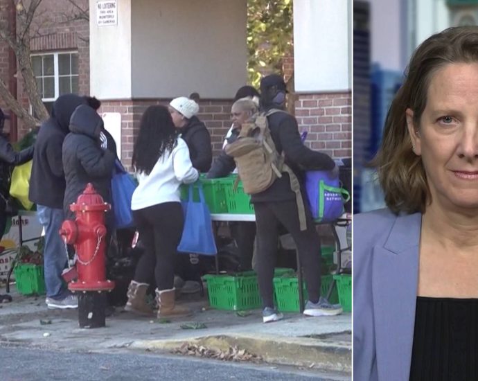 “food-is-a-fundamental-human-right”:-us.-hunger-expert-decries-the-traitor-withholding-food-assistance