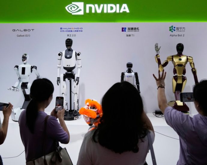 nvidia-earnings-clear-lofty-hurdle-set-by-analysts-amid-fears-about-an-ai-bubble
