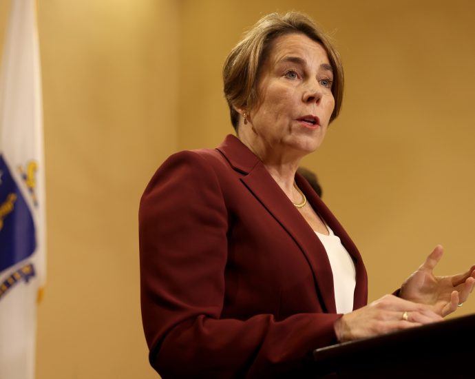 one-key-state-remains-in-limbo-as-several-others-retreat-on-climate-and-clean-energy-policies