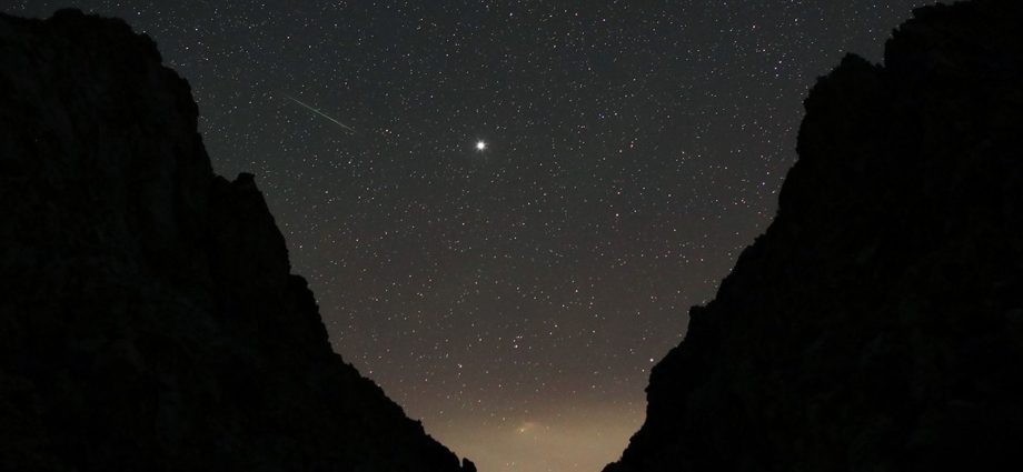 what’s-up:-november-2025-skywatching-tips-from-nasa