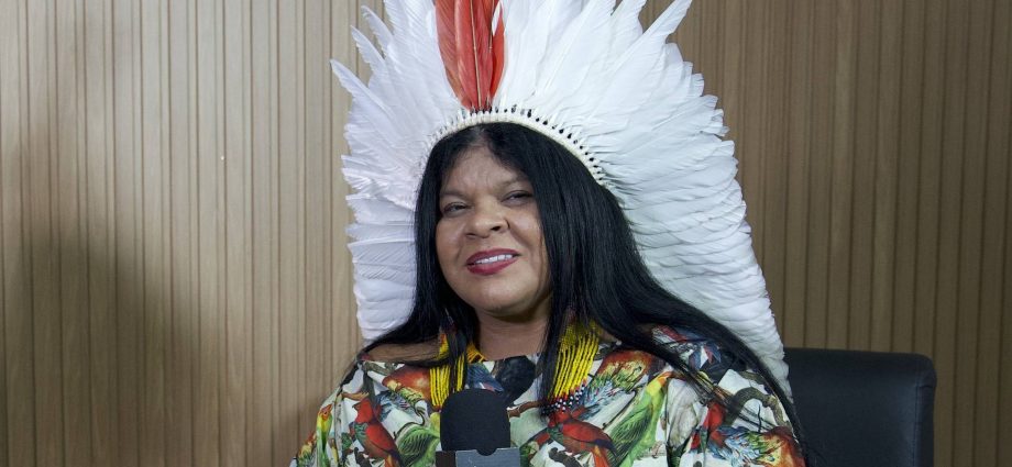 brazilian-indigenous-minister-sonia-guajajara-on-fossil-fuel-phaseout,-bolsonaro’s-conviction-&-more