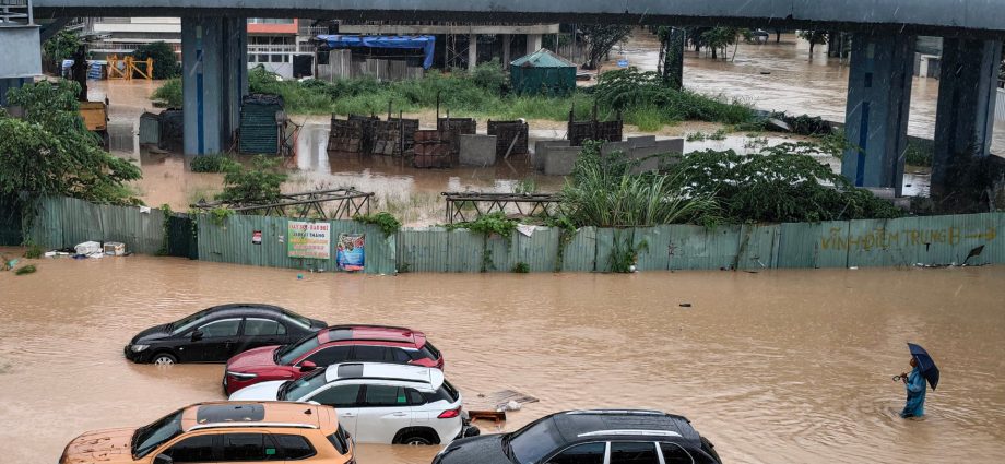 at-least-41-dead-as-heavy-rain,-flooding-and-landslides-hit-central-vietnam