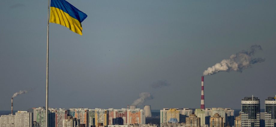 more-details-of-us-plan-for-ukraine-emerge,-sees-territory-ceded-to-russia