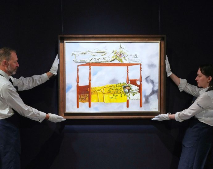 frida-kahlo-painting-sells-for-$54.7m,-breaking-record-for-female-artists