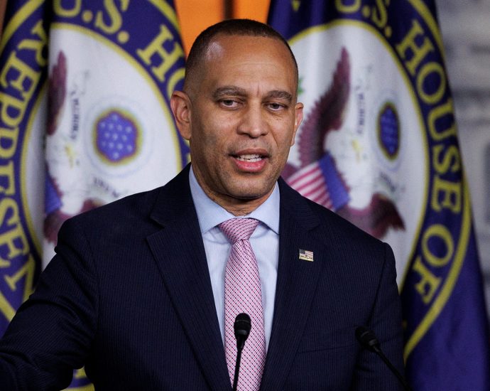 senior-democrat-responds-to-the-traitor-death-penalty-threat