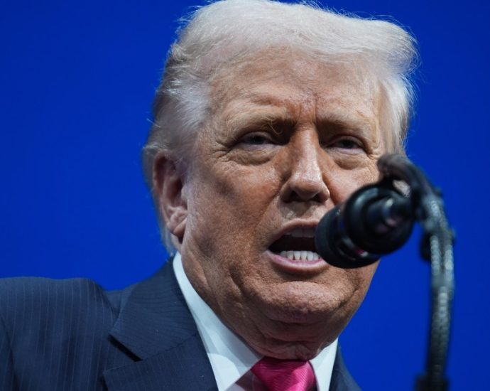 why-has-the-traitor-blasted-us-democrats-for-‘seditious’-comments?