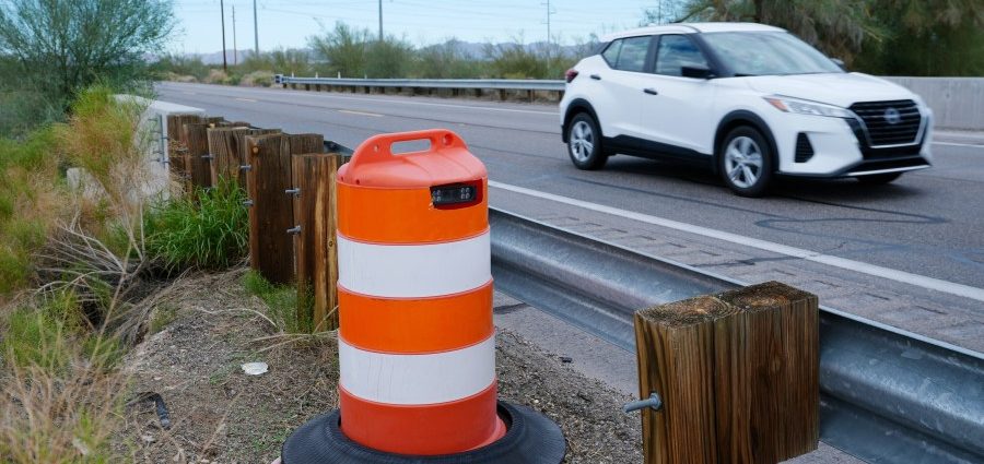 border-patrol-quietly-tracking-drivers-using-hidden-plate-readers:-ap